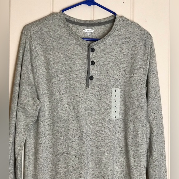 Old Navy LS 3 Button Pullover Shirt NWT
Soft Washed Material 
Size Small 34 - 36 - Picture 7 of 14